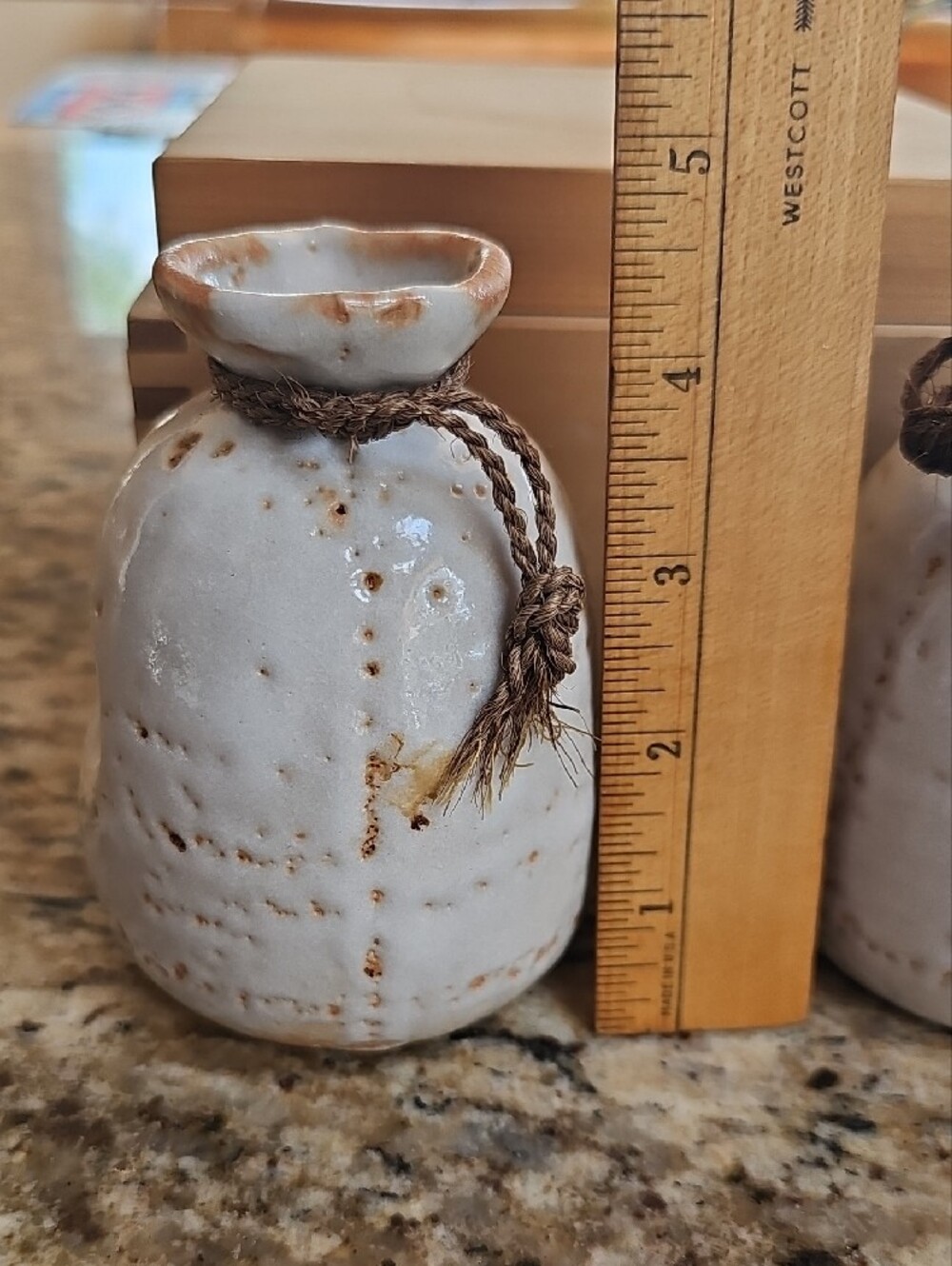 Vintage Japanese Shigaraki Ware Bag-Shaped Sake Bottles Pair Wood Box not used - Picture 8 of 13